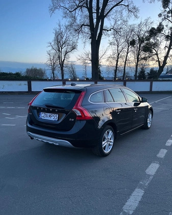 Volvo V60 cena 28900 przebieg: 299200, rok produkcji 2011 z Żnin małe 742